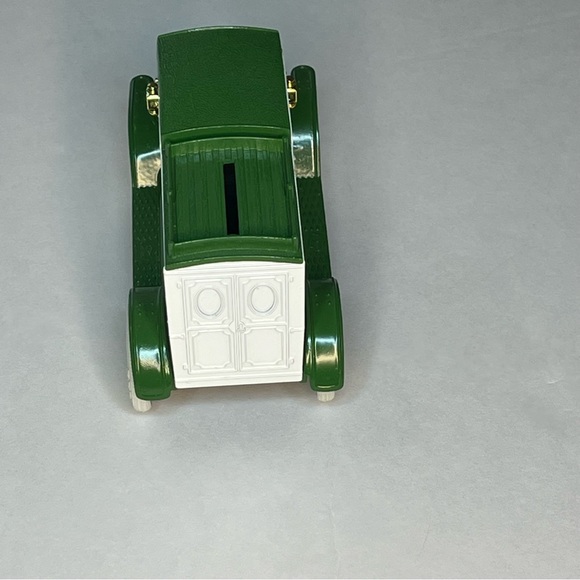 Vintage Castrol Limited Edition, 1913 Model T Van Bank. New inbox. - Picture 2 of 14